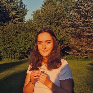 Meet your Posher, Adelle